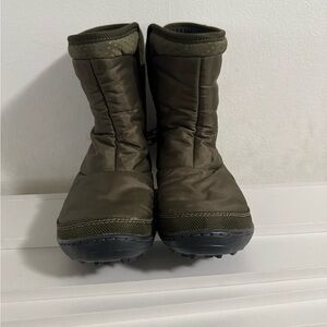 Columbia green Minx Slip III Waterproof Winter Boots | Size 6 used like a new